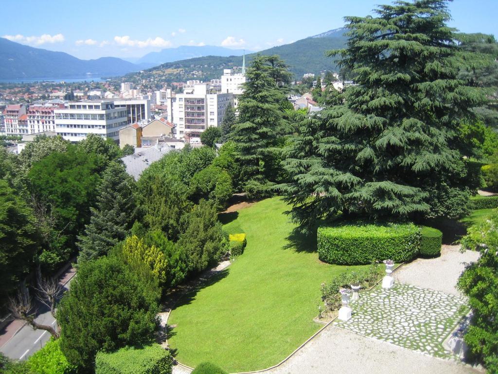 Aparthotel Aux Meublés du Manoir à Aix-les-Bains Extérieur photo