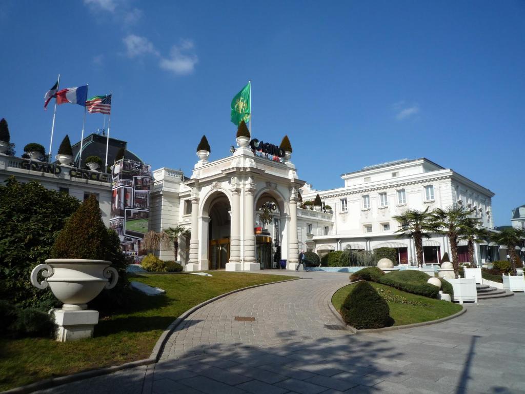 Aparthotel Aux Meublés du Manoir à Aix-les-Bains Extérieur photo